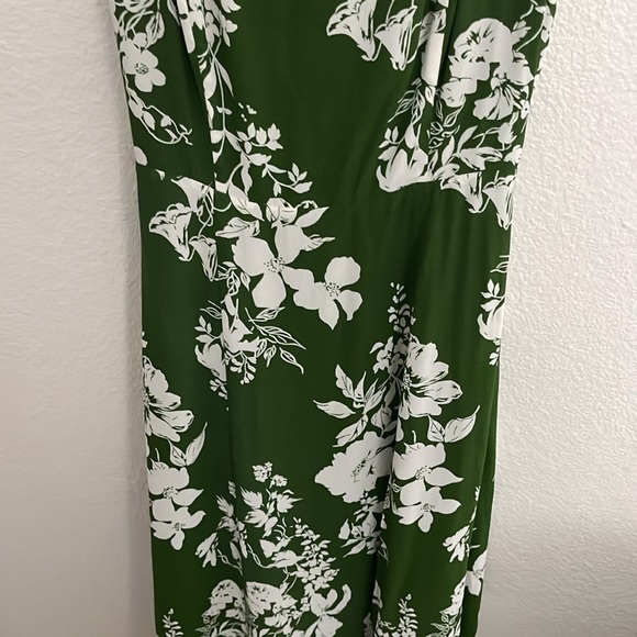 Reformation Twilight dress in green size 2 - Picture 7 of 8